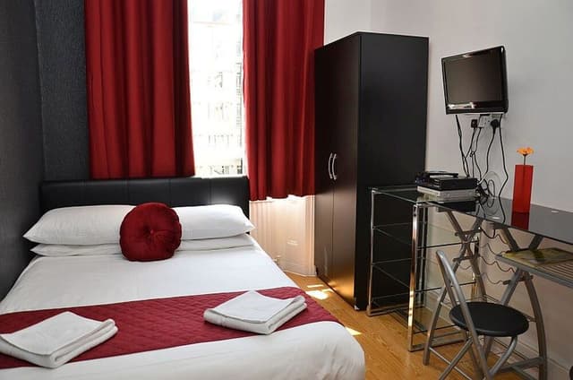 Deluxe Studio, 1 Double Bed