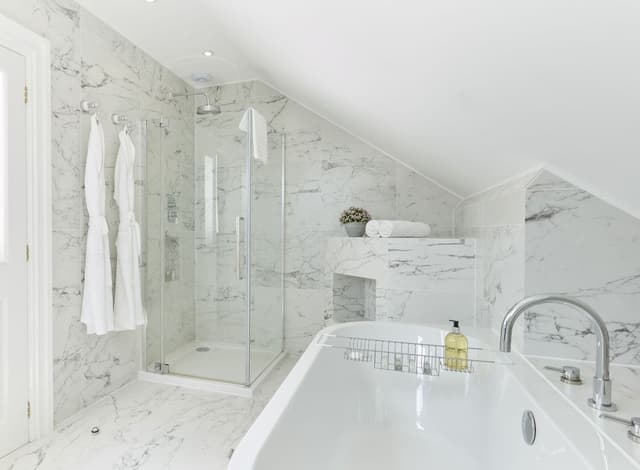 Suite, Ensuite, City View (Junior Suite)