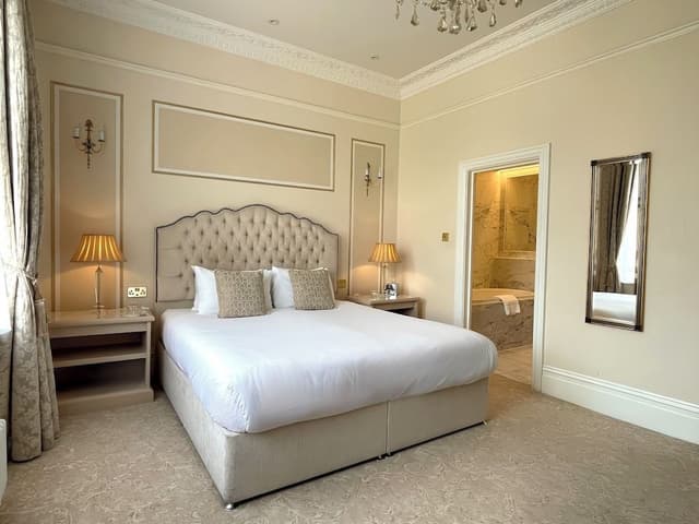 Standard Double Room, Ensuite