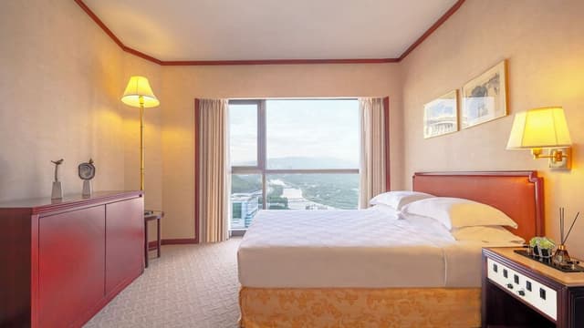 Superior Suite