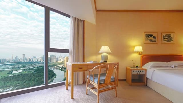 Superior Room 1 King Bed, River View
