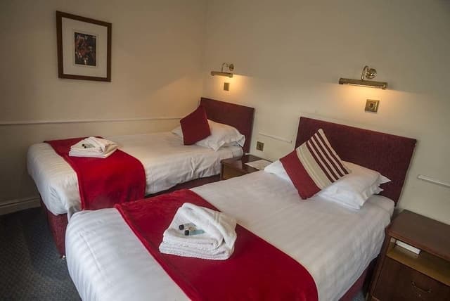 Double or Twin Room, Private Bathroom