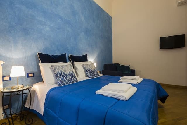 Deluxe Room, 1 Double Bed with Sofa bed, Non Smoking, Private Bathroom