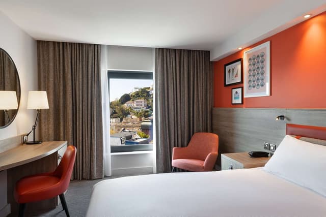 KING ROOM WITH VIEW
