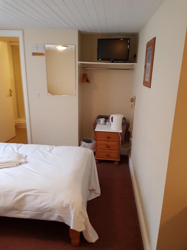 Twin Room, Ensuite