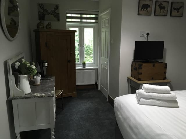 Double room-Deluxe-Ensuite with Shower