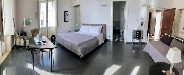 Suite with Balcony and Sea View
