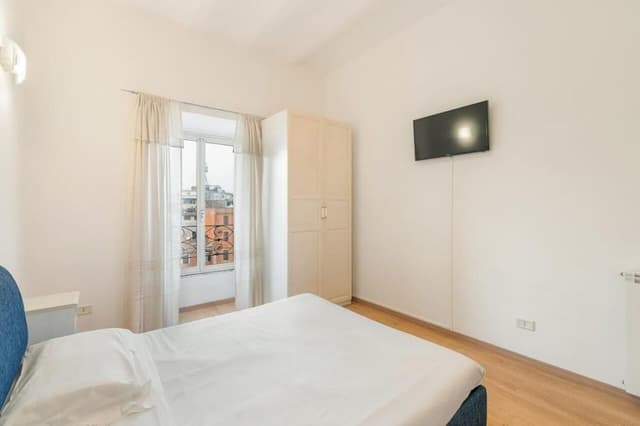 Termini Station Lightsome 3BR Apartment (Piazzale Tiburtino 28)