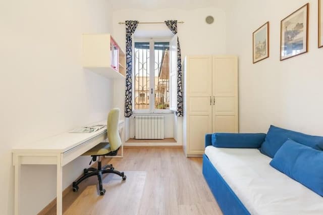 Termini Station Lightsome 3BR Apartment (Piazzale Tiburtino 28)