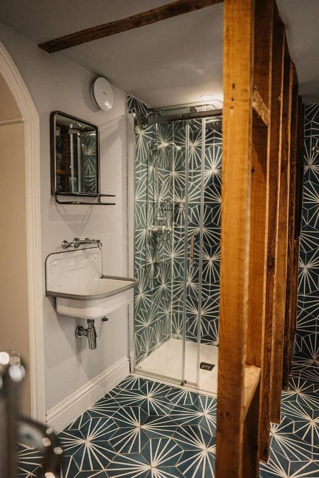 Deluxe Room, 1 King Bed, Sea View