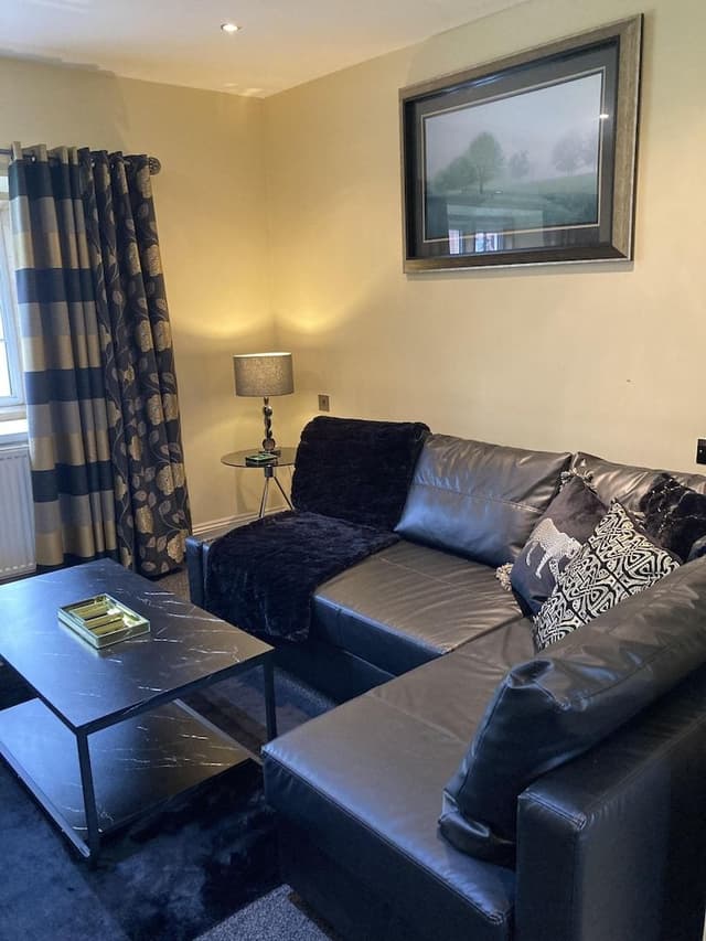 Duplex, Ensuite (The Tower Suite)