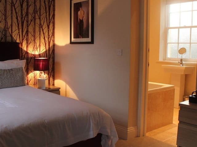 Standard Double Room, Ensuite