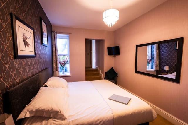 Double or Twin Room, Ensuite