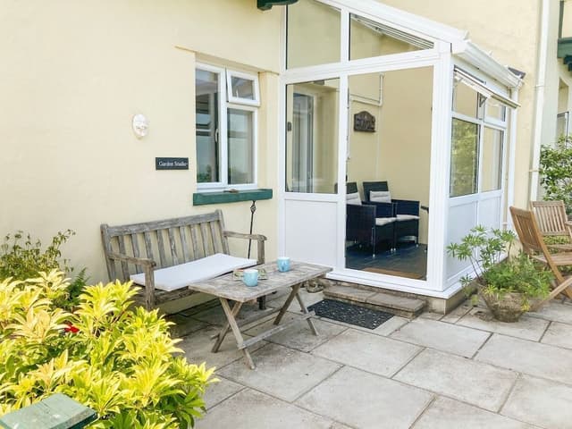 Deluxe Studio, Ensuite, Sea View (Self Catering Garden)