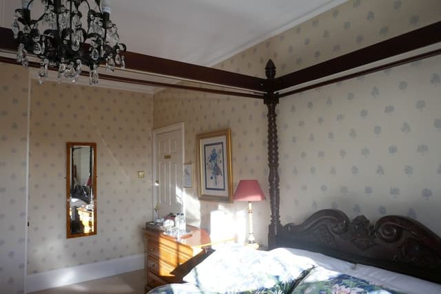 Premium Double Room, Ensuite (Wisteria )