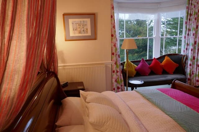 Standard Double Room, Ensuite (Camellia)