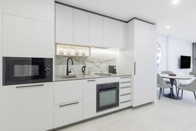 1 Bedroom Suite