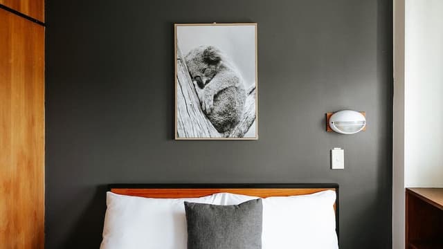 Standard Double Room with Shared Bathroom