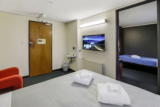 Standard Family (Twin) Room with Shared Bathroom