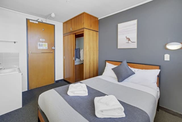 Standard Double Room with Shared Bathroom