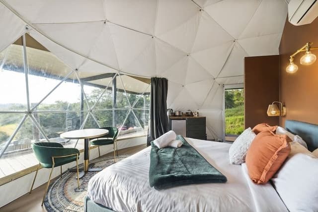 Superior Tent, 1 King Bed, Mountain View