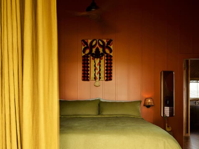 Deluxe Bungalow