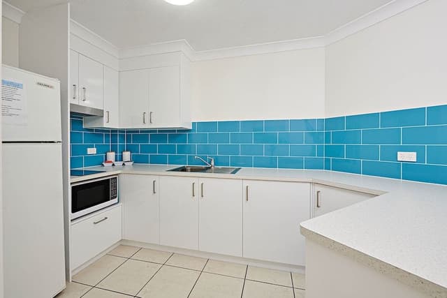 Basic Apartment, 2 Bedrooms, Poolside