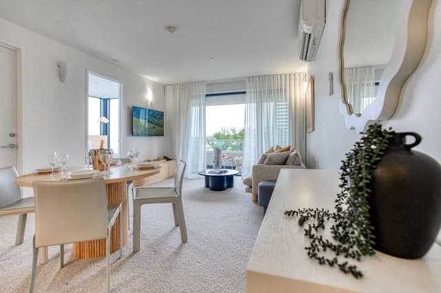 Deluxe Apartment, 2 Bedrooms, Bay View
