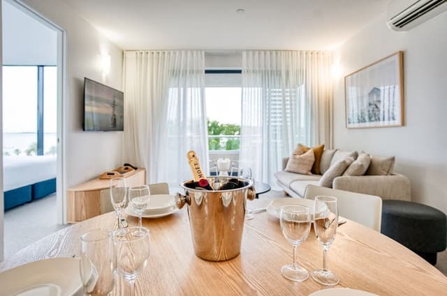 Deluxe Apartment, 2 Bedrooms, Bay View