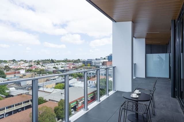 1 Bedroom Ocean View Apartment