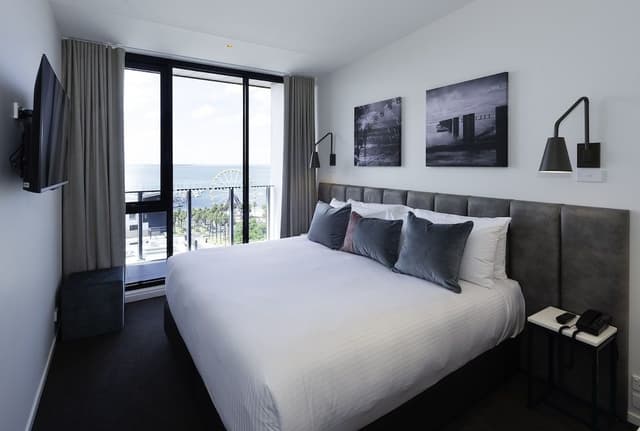 1 Bedroom Ocean View Apartment