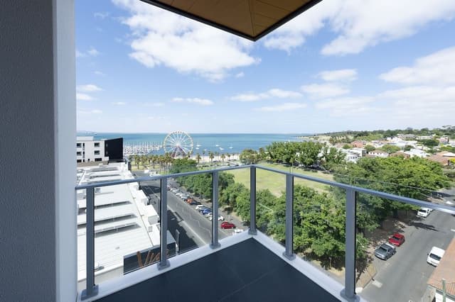 1 Bedroom Ocean View Apartment