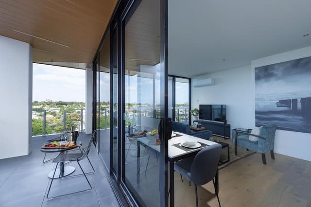 1 Bedroom Ocean View Apartment