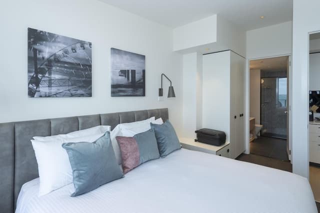 2 Bedroom Ocean View Apartment
