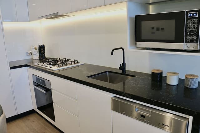 1 Bedroom City View - Free WIFI