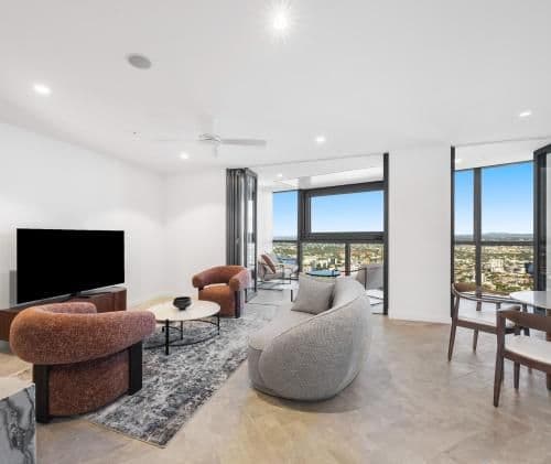2 Bedroom Skyline View - No Housekeeping