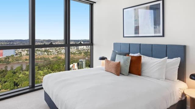 3 Bedroom River View