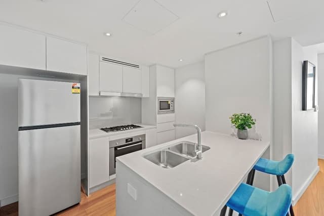 Two Bedroom Two Bathroom Apartment with City Views (Levels 17 - 38)