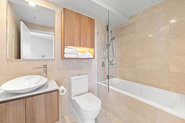 Two Bedroom Two Bathroom Sky High Apartment (Levels 42 - 78)