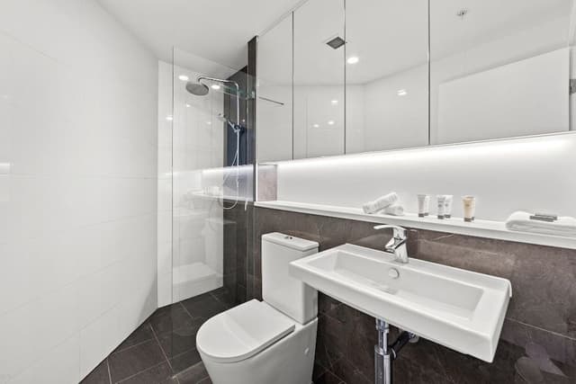 Two Bedroom Two Bathroom Apartment with City Views (Levels 17 - 38)