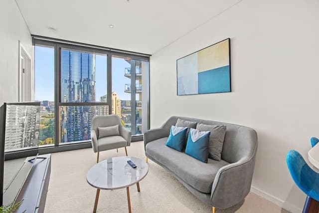 Two Bedroom One Bathroom Compact City View Apartment