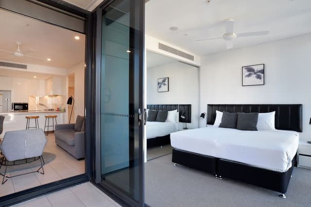 1 Bedroom Apartment
