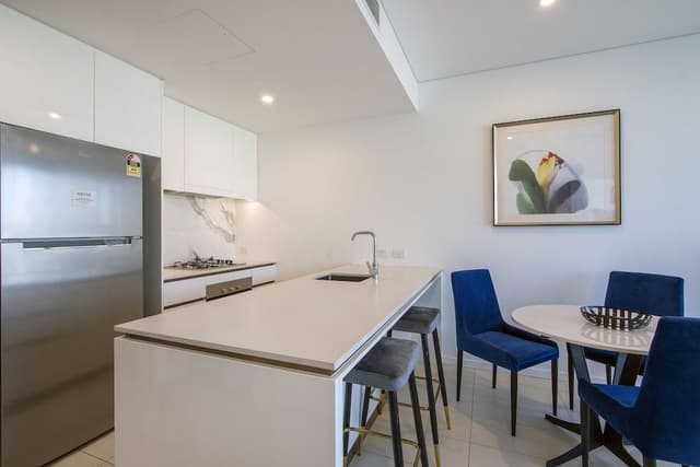 1 Bedroom Apartment City View