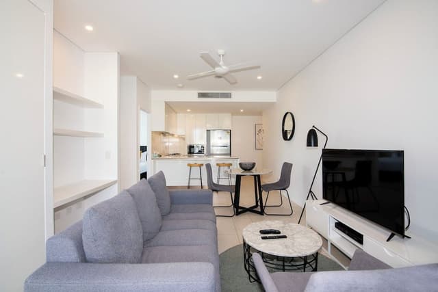 2 Bedroom Apartment City View