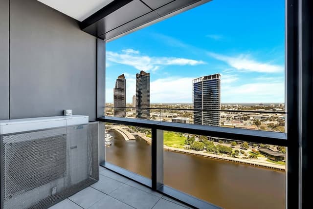 Premium 2 bed, 2 bath apartment with bay views