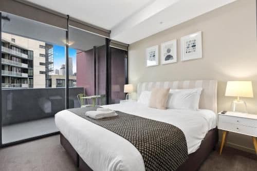 NewQuay Two-Bedroom, One Bathroom Apartment