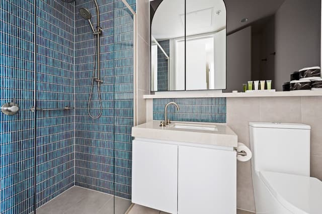 3 Bedroom 2 Bathroom Premier Apartments