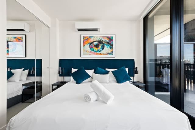 3 Bedroom 2 Bathroom Premier Apartments