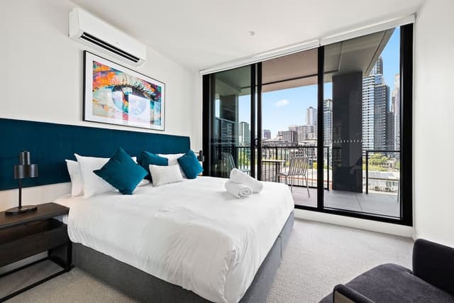 3 Bedroom 2 Bathroom Premier Apartments