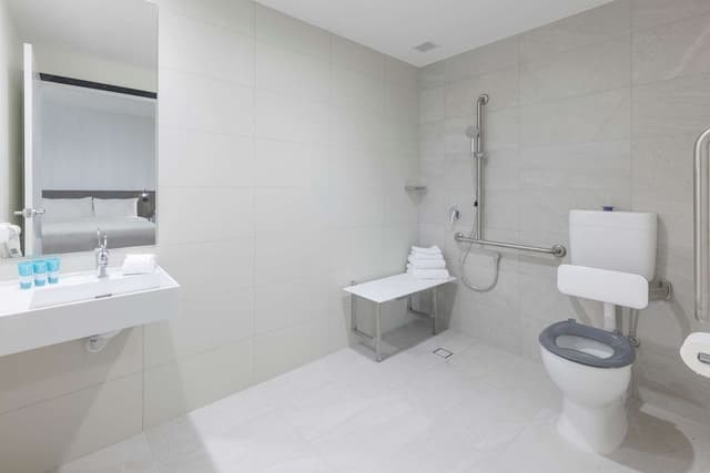 Standard Room, 1 Double Bed, Accessible, Non Smoking